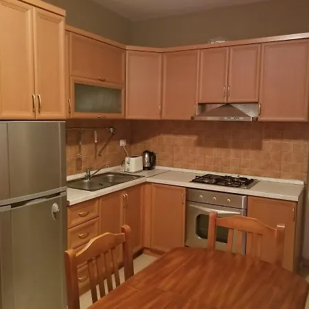 Apartment Emiri Golem *