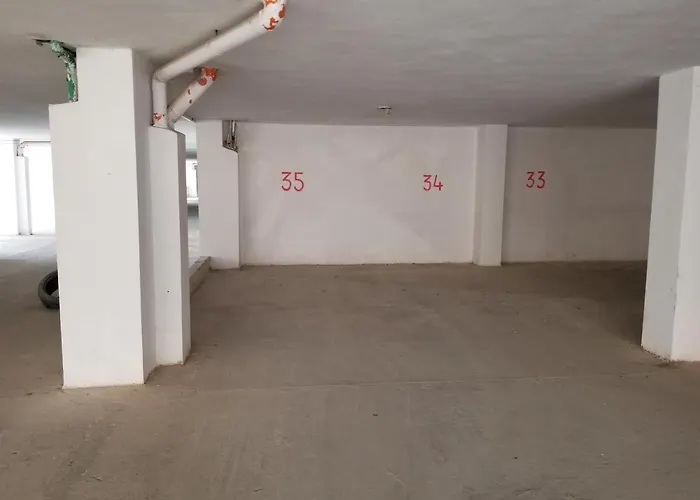 Emiri Apartment *