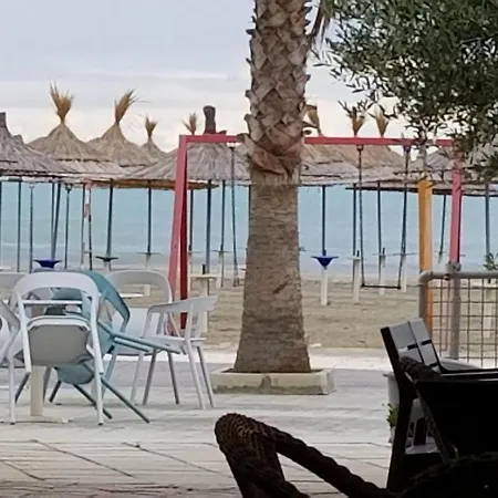 Emiri Golem (Tirana)